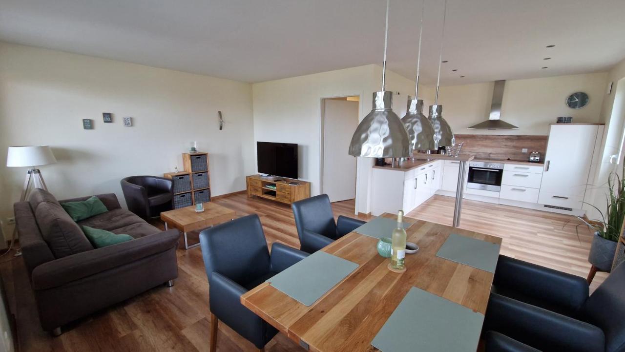 Ferienwohnung Seeblick Altefähr Екстериор снимка